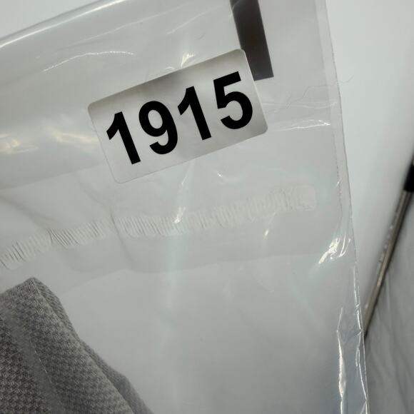 Khul Top Men’s Medium Gray Short Sleeve Active Workout Running Gorpcore - Picture 8 of 8